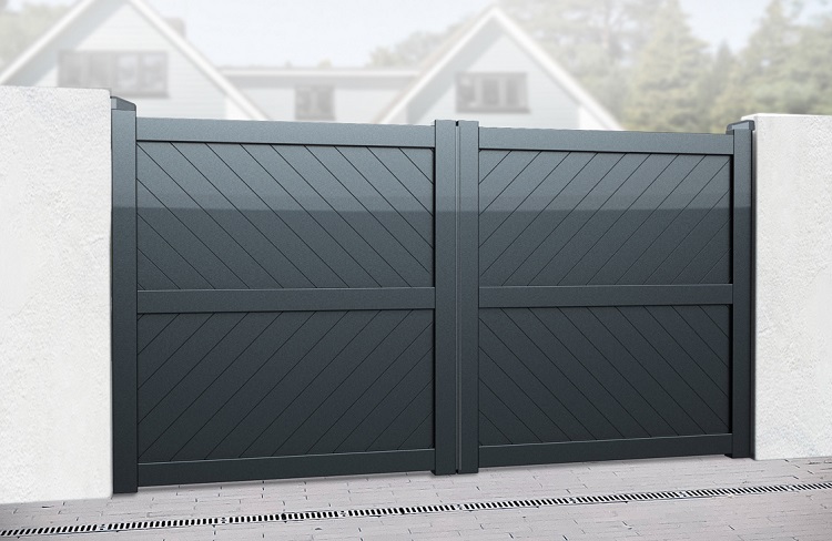 London aluminium driveway gates powder coated anthracite grey