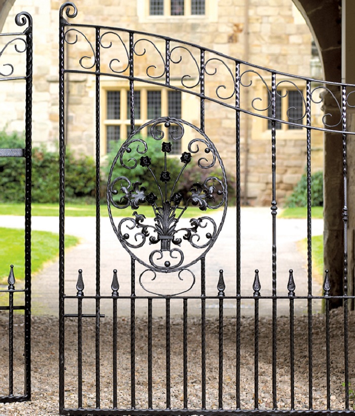 High security iron gates for a courtyard entrance