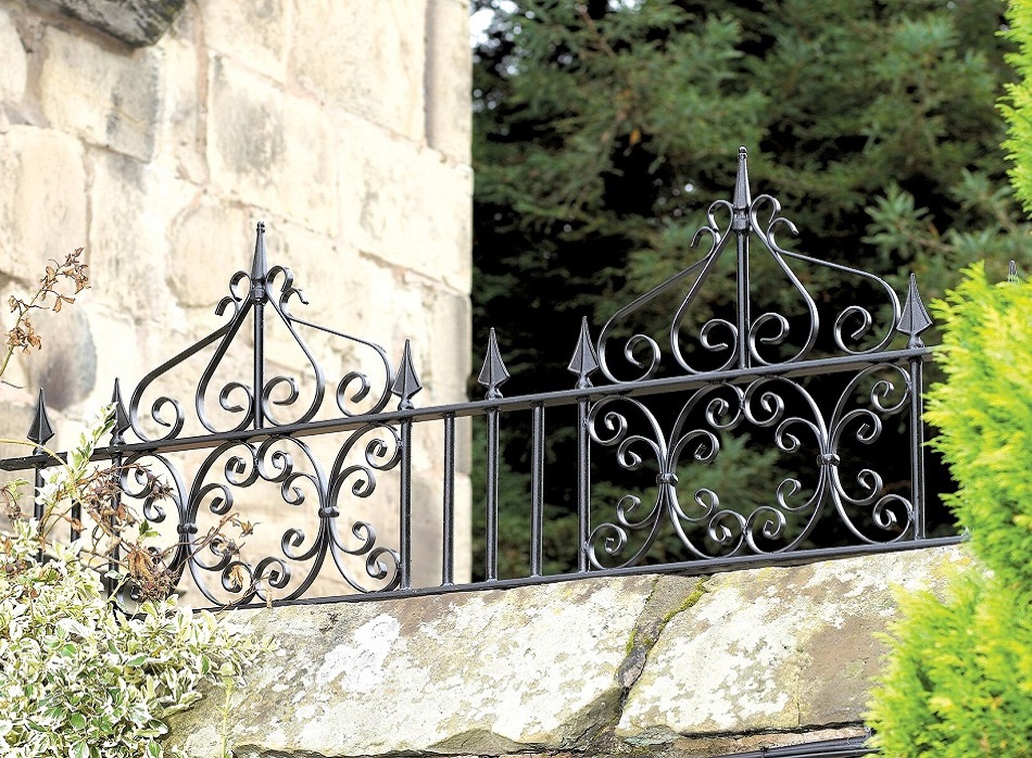 Royale Monarch wrought iron railings