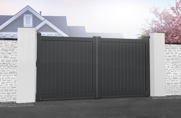 Surrey aluminium driveway gates powder coated anthracite grey